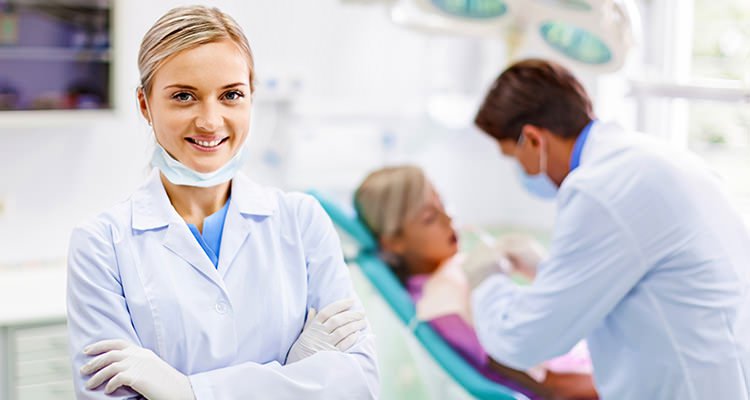 To Become a Dentist: Career Guide