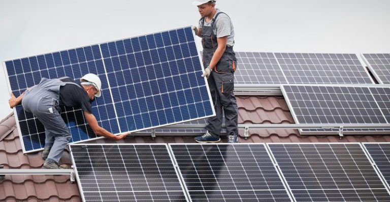 Before Hiring a Solar System Installer, Ask These 5 Questions