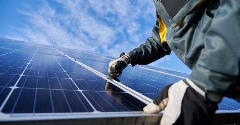 5 Benefits of Going Solar Right Away